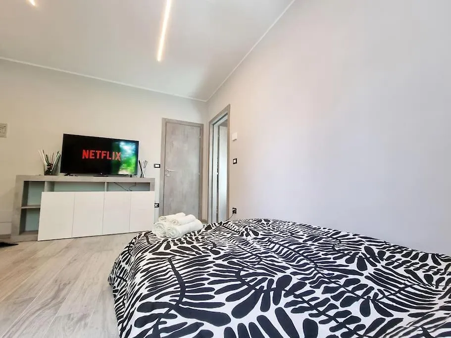 Intero Appartamento Giulietta - Fiera Ospedale Borgo Roma - Free Parking - Free Wi-Fi Verona