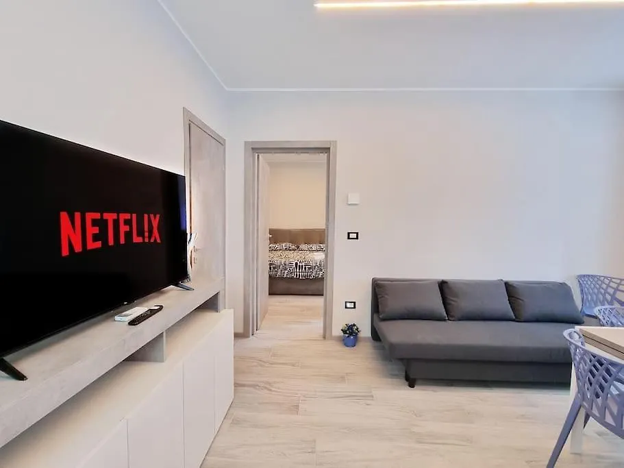 Intero Appartamento Giulietta - Fiera Ospedale Borgo Roma - Free Parking - Free Wi-Fi Verona Italië