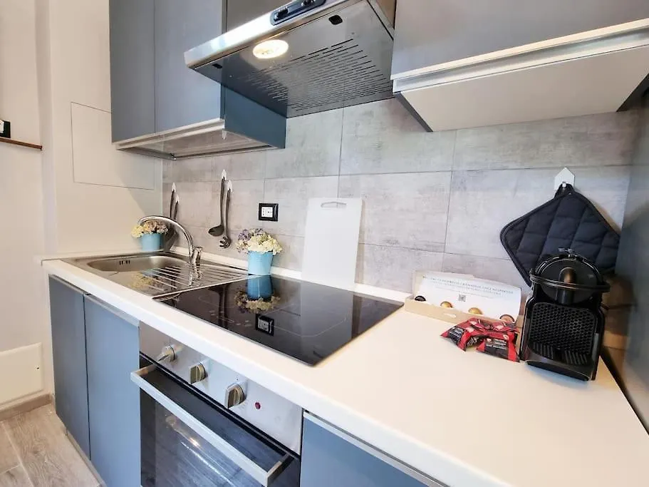 Apartment Intero Appartamento Giulietta - Fiera Ospedale Borgo Roma - Free Parking - Free Wi-Fi Verona